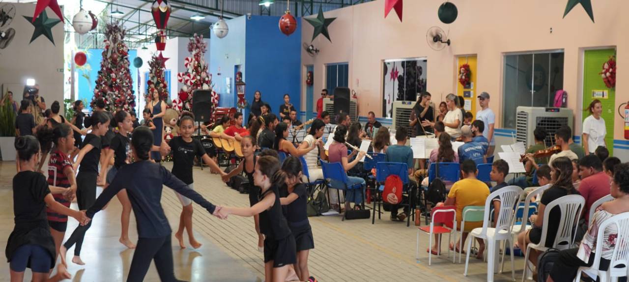 NATAL NA ASSEMBLEIA  Espetáculo “Árvore da Esperança” será apresentado neste sábado (20)