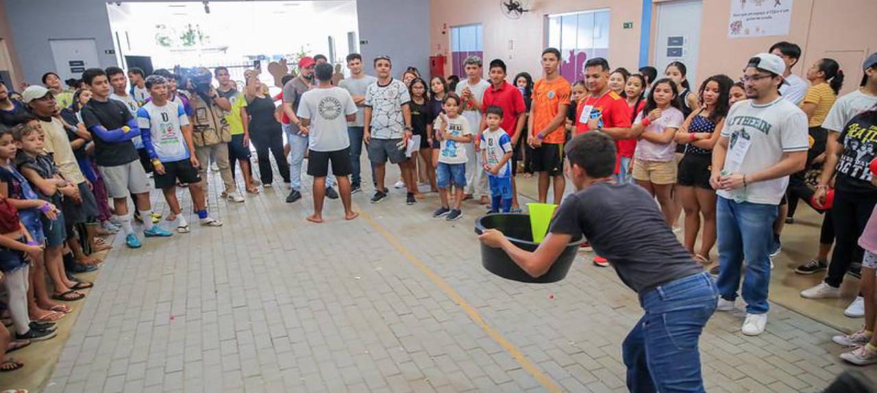 VIVA FÉRIAS CCJUV  Segundo dia de gincanas do Centro de Convivência da Juventude reúne mais de 300 participantes