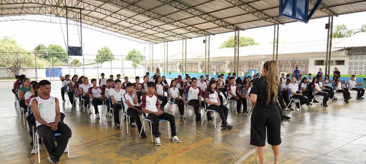 CIDADANIA  Parlamento Jovem leva debate sobre democracia e voto consciente às escolas de Roraima