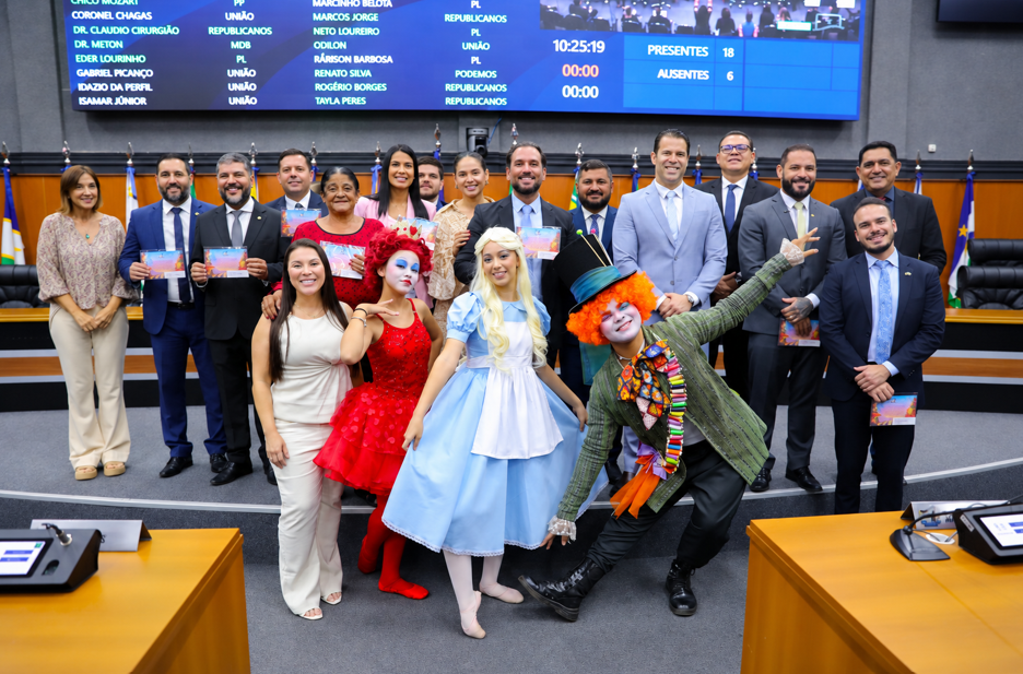 ACESSO À CULTURA ALERR disponibiliza ingressos para o espetáculo “Alice no País das Maravilhas”